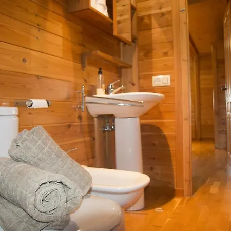 Wood House Close Tatil Evi Marbella