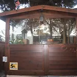 Wood House Close *