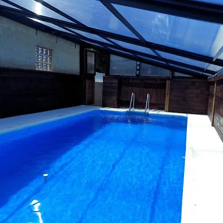 بيت للعطل Wood House Close *